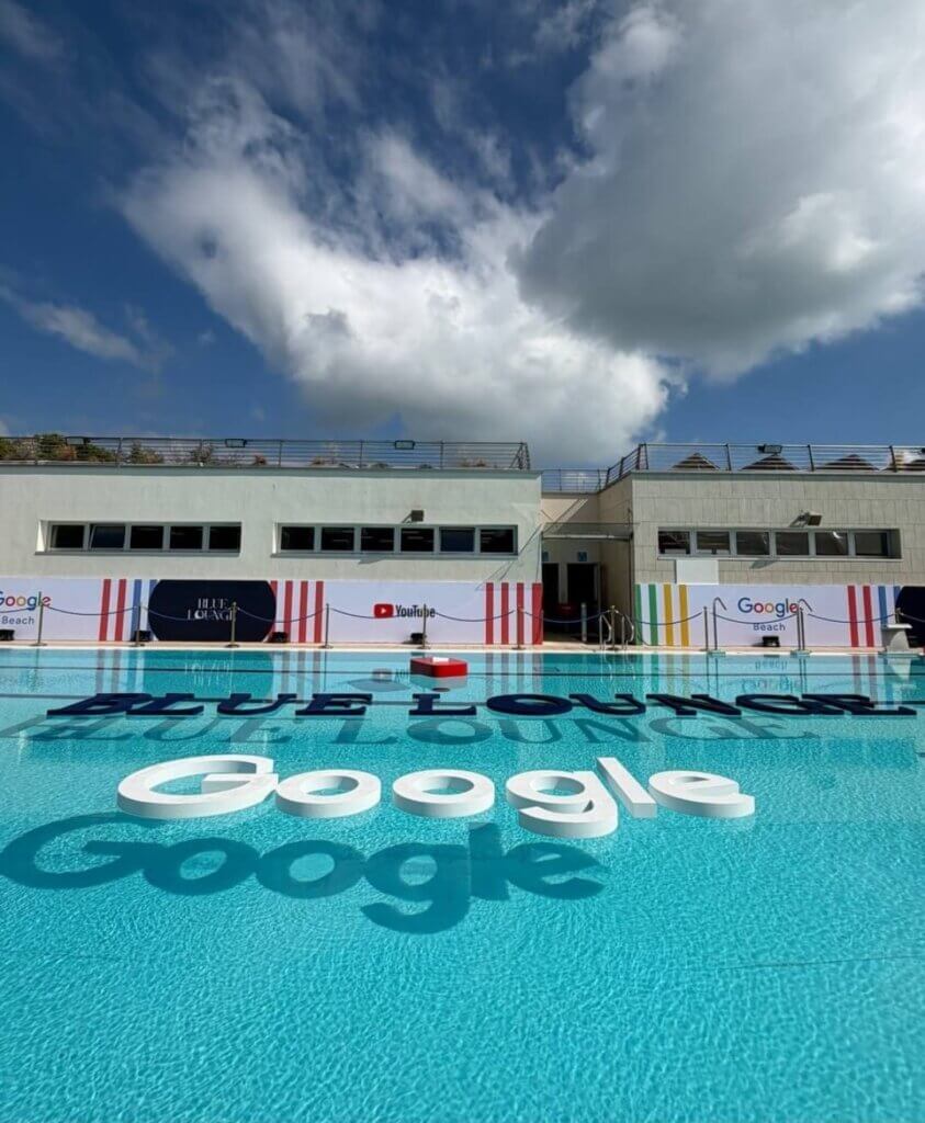 La Google Beach al Lido per la Mostra del Cinema